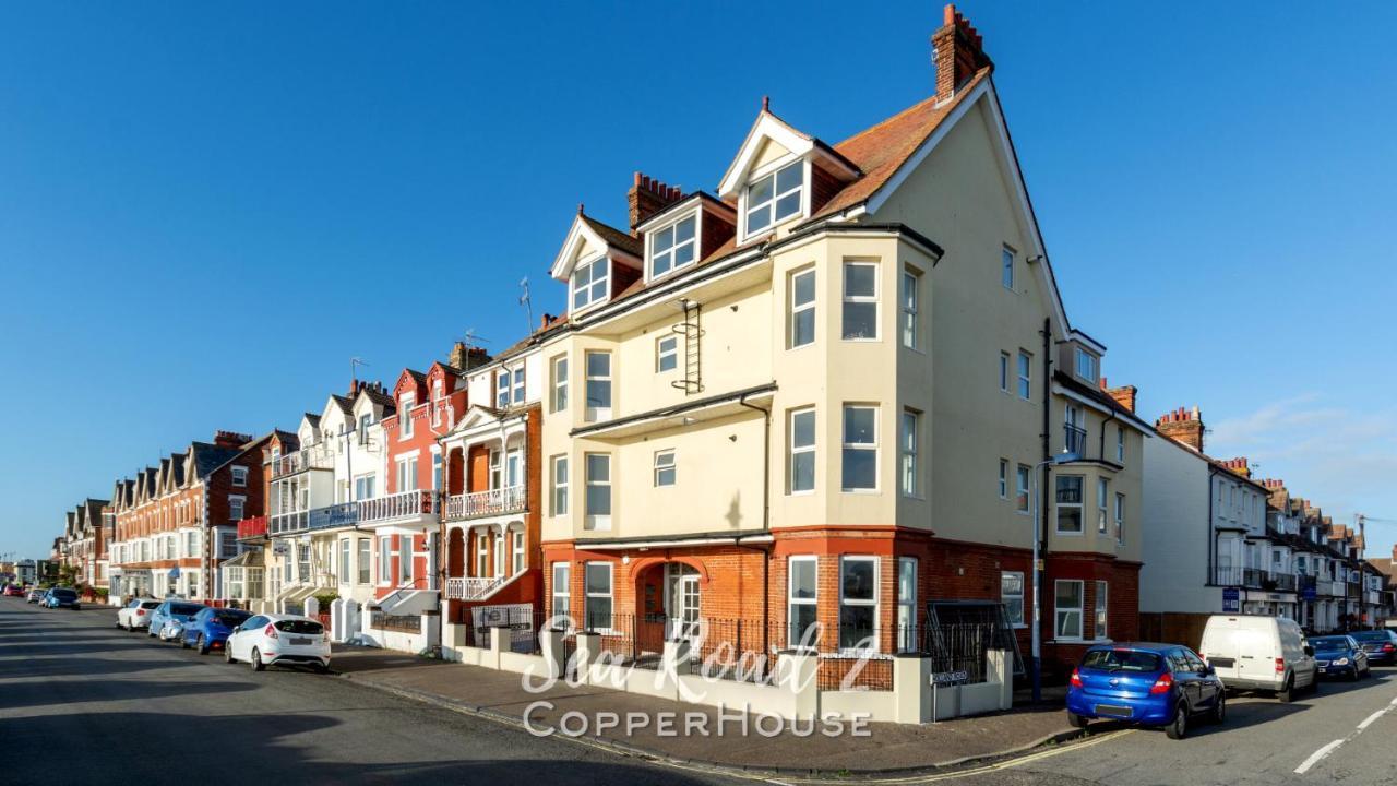 Beautiful Apartments On The Sea Front - Sea Road 2 Felixstowe Esterno foto